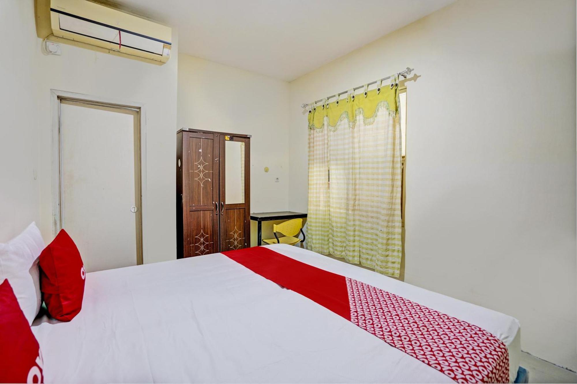 Oyo 93112 Garden Homestay 3 Merlion Сурабая Екстер'єр фото