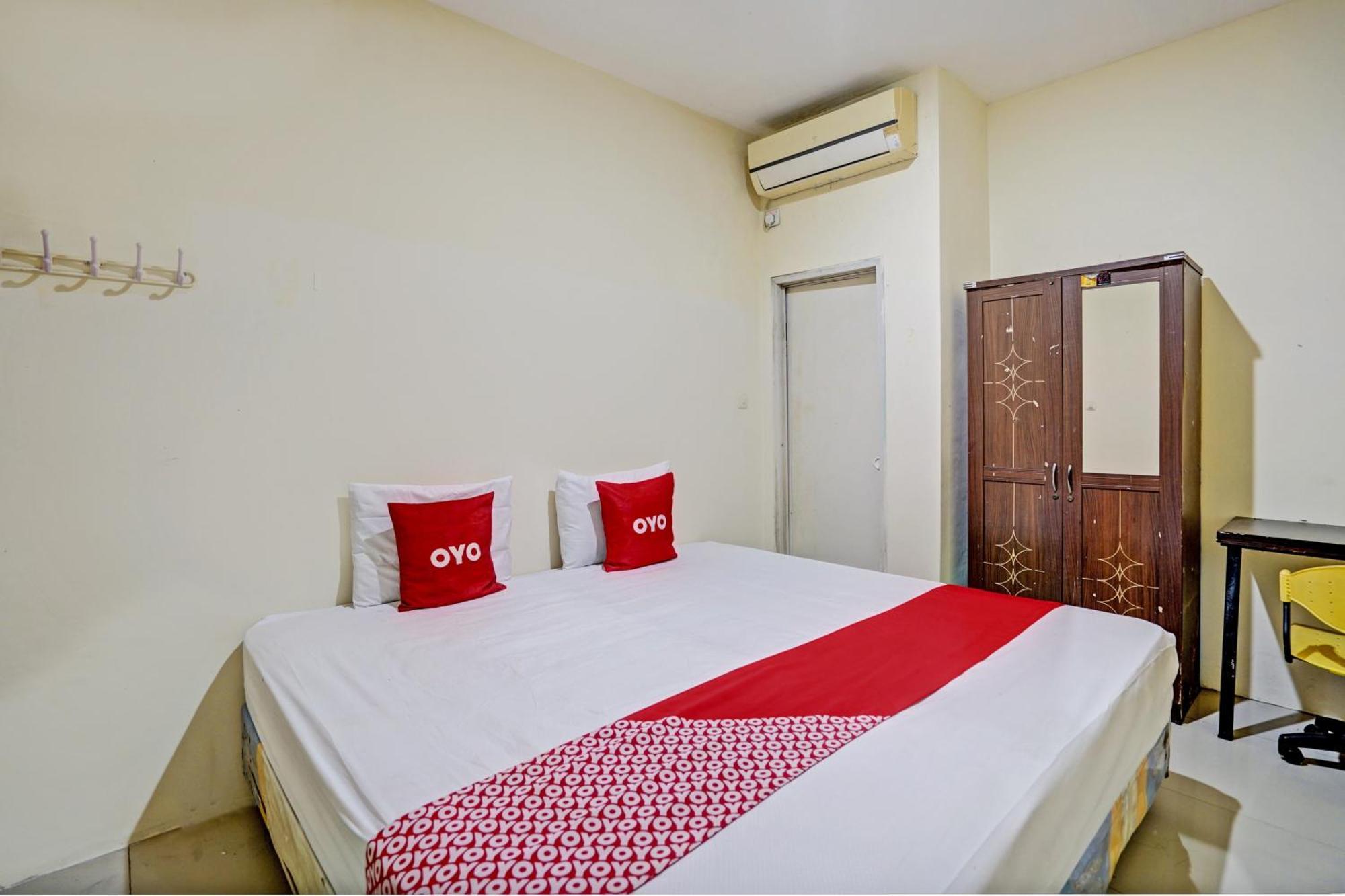 Oyo 93112 Garden Homestay 3 Merlion Сурабая Екстер'єр фото