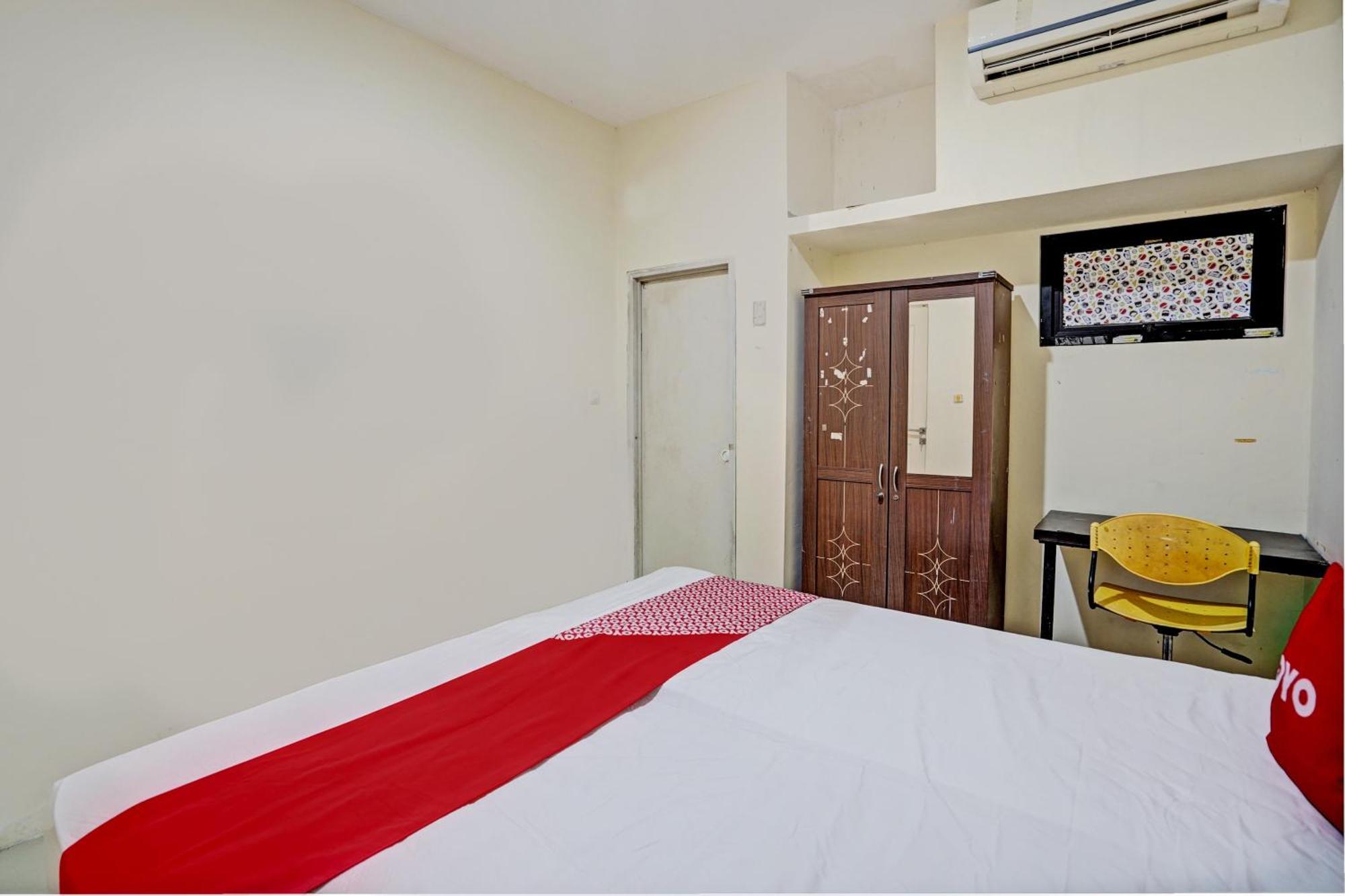 Oyo 93112 Garden Homestay 3 Merlion Сурабая Екстер'єр фото